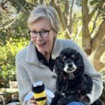 Jane Lynch and friend found their "busy bee." Jane Lynch photo